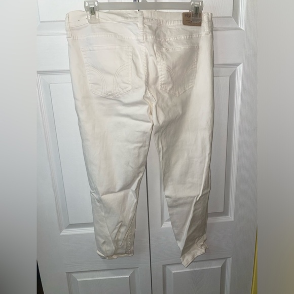 Hollister Womens Capri Jeans Size 11 - Picture 2 of 3